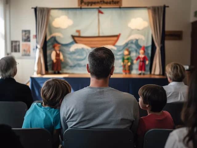 Pony im Koffer: Puppentheater im Flachsland