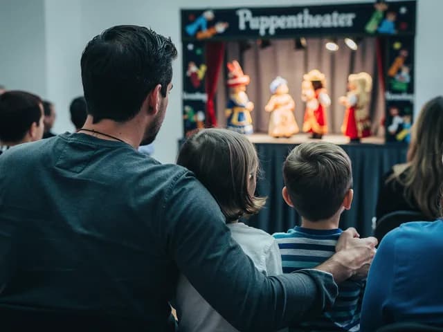 Pony im Koffer: Puppentheater im Flachsland